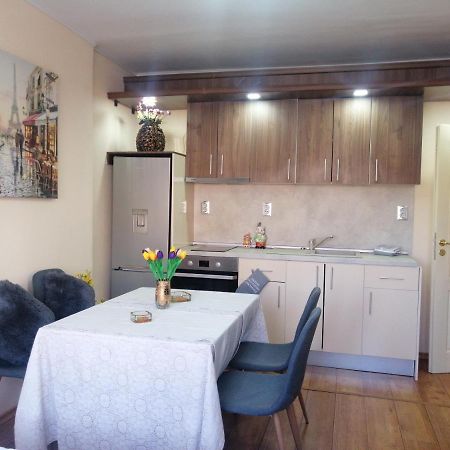 Appartamento Apartament ,,Edelvais- Lux" Nesebar Esterno foto