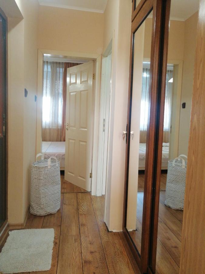 Appartamento Apartament ,,Edelvais- Lux" Nesebar Esterno foto