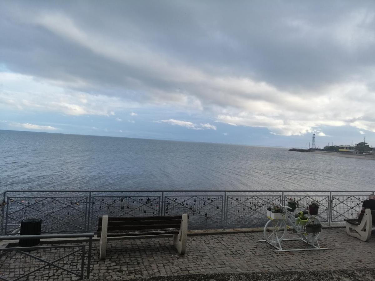 Appartamento Apartament ,,Edelvais- Lux" Nesebar Esterno foto